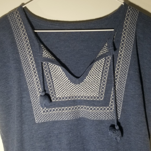 Blue T - Picture 2 of 5